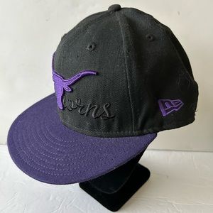 NWOT Longhorn ball cap Nee Era 59 Fifty 
Size 7 , 55.8 Cm.